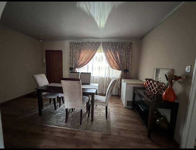 3 BEDROOM HOUSE FOR SALE IN HAYFIELDS